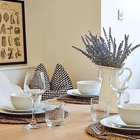 דירה Luxury 2 Bed Townhouse Apartment, Centre *