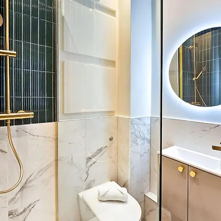 Luxury 2 Bed Townhouse Apartment, Centre הרוגייט